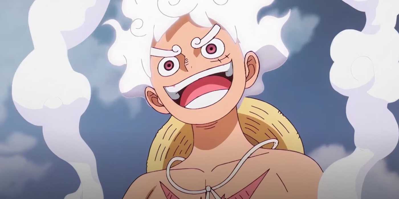 Gear 5 Luffy sourit sur un ciel bleu sur Egghead dans One Piece.