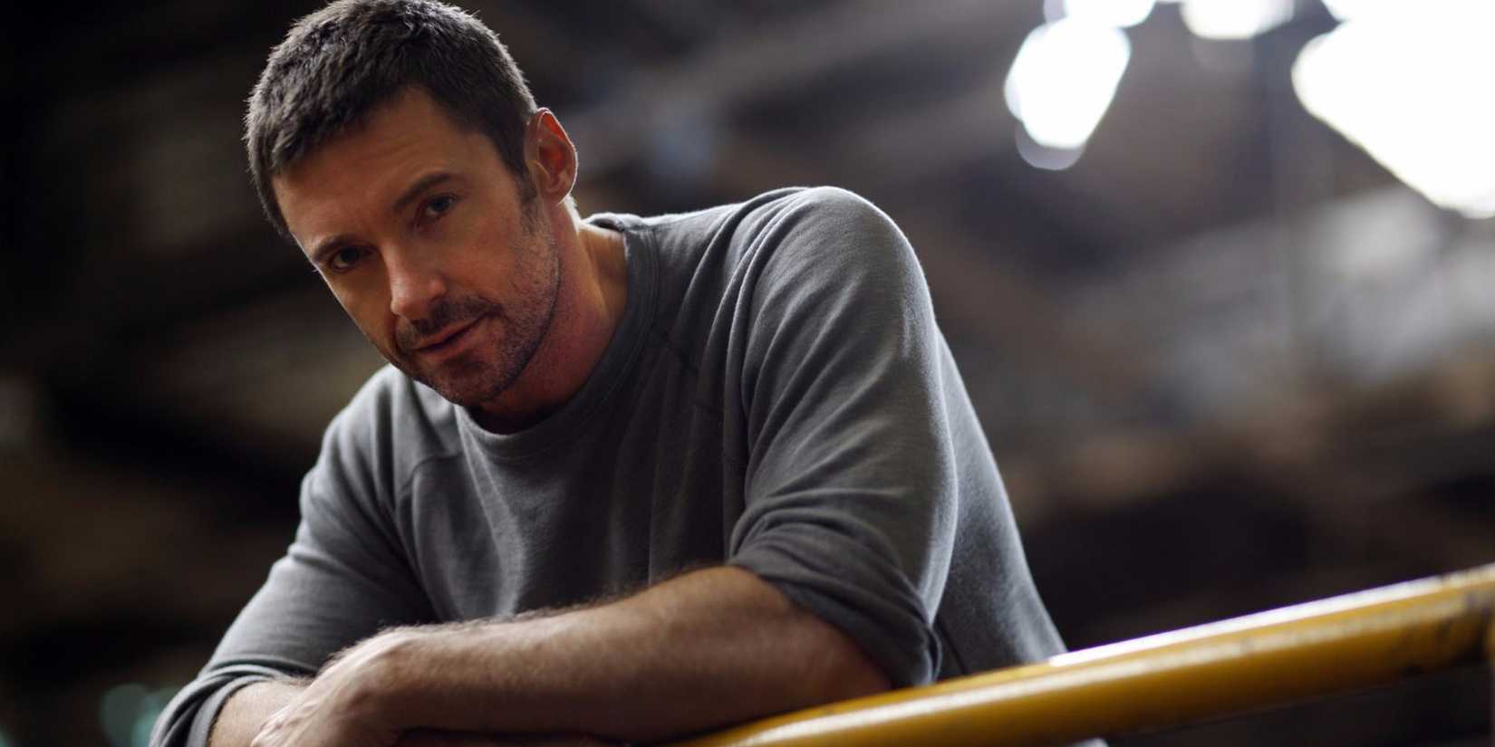 Hugh Jackman's $300M Sci-Fi Hidden Gem Is Leaving Free Streaming Next Month