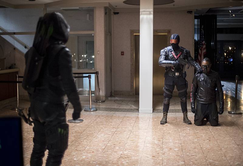 Dolph Lundgren Punishes Oliver Queen In New Arrow Pics