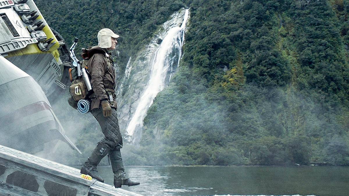 Alien: Covenant Crew Enters Terrifyingly Tranquil Territory In New Pic