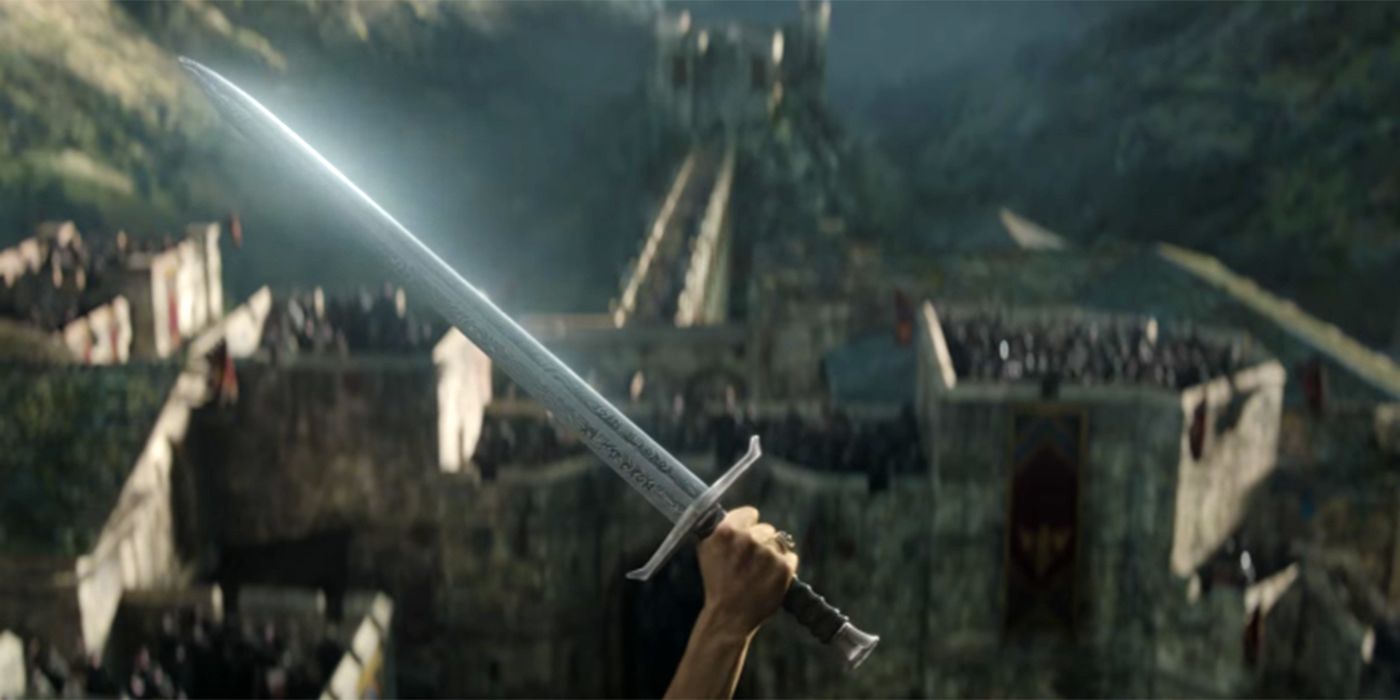 The Born King Arrives In King Arthur Legend Of The Sword Trailer
