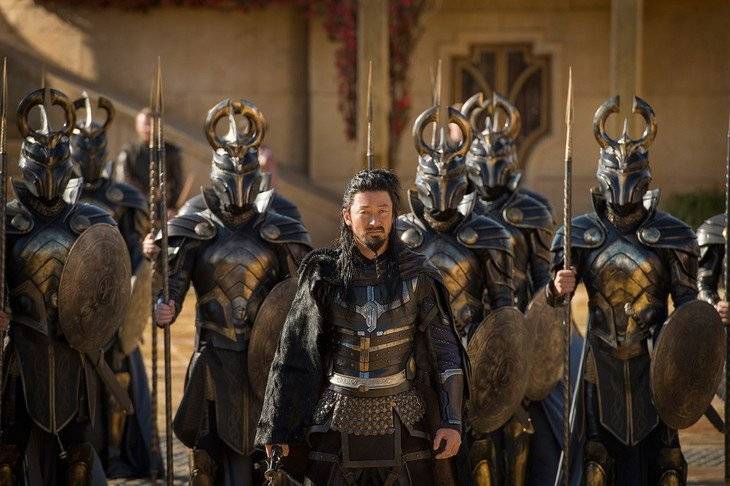 New Thor: Ragnarok Image Confirms Return of One of the Warriors Three