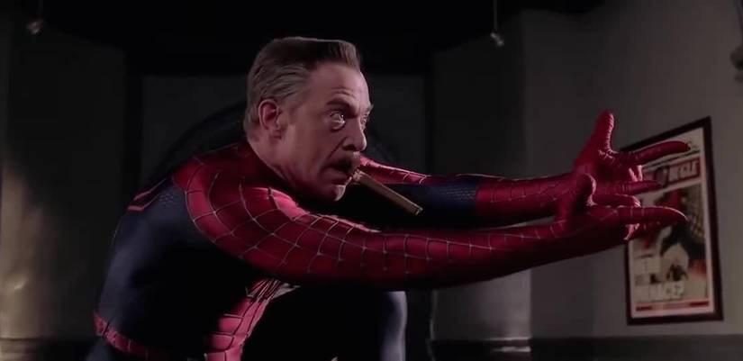 7 Superhero Movie Cuts That Saved The Films (And 8 That Ruined Them)