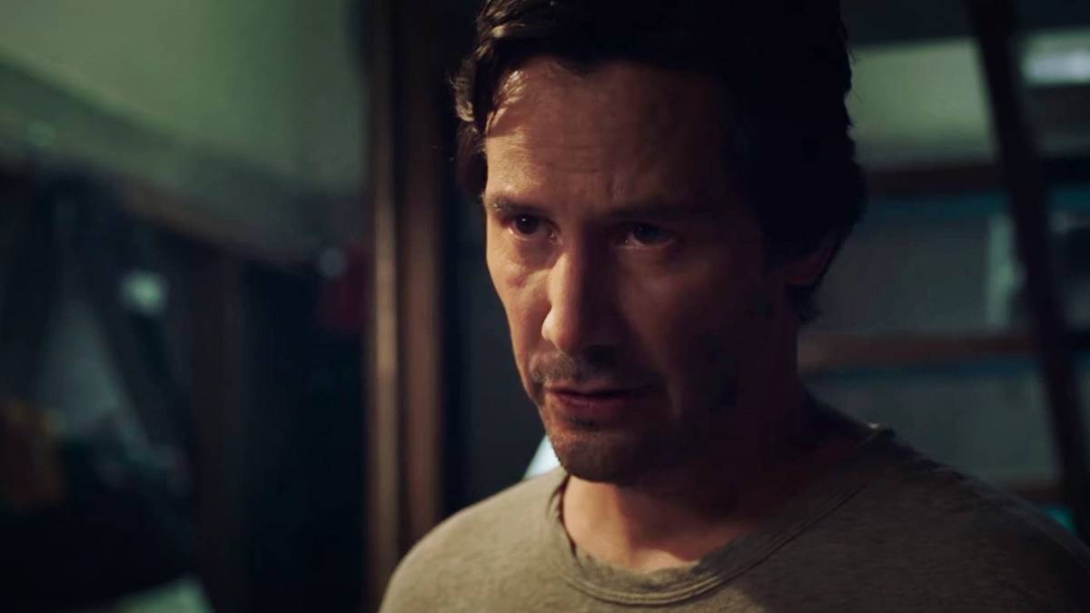 WATCH: Keanu Reeves Fails at Building a Robot Family in Replicas Teaser