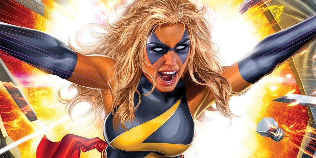Carol Danvers' Best Costumes, Ranked