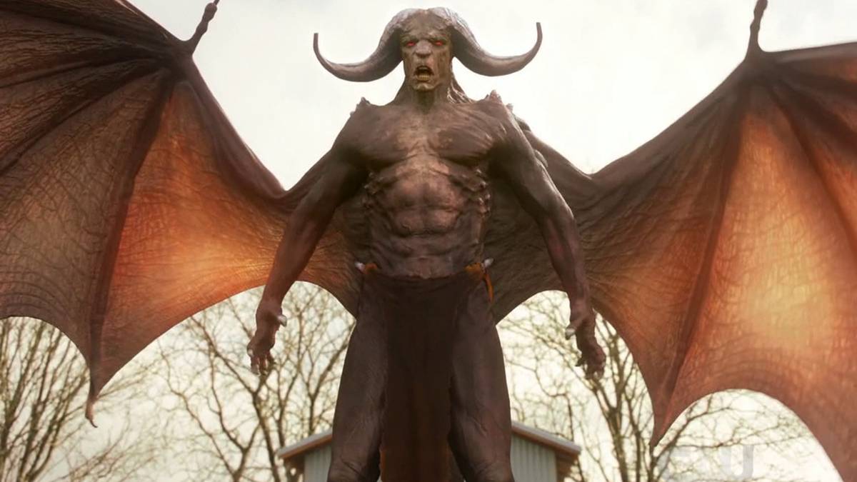 Mallus: How the Arrowverse Villain Menaced the DC Comics Heroes