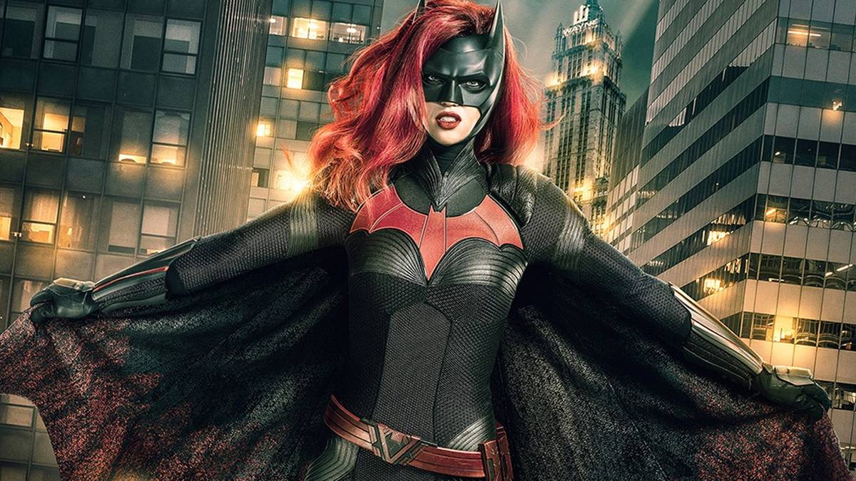 Batwoman Photos Reveal Two Classic Batman Villains