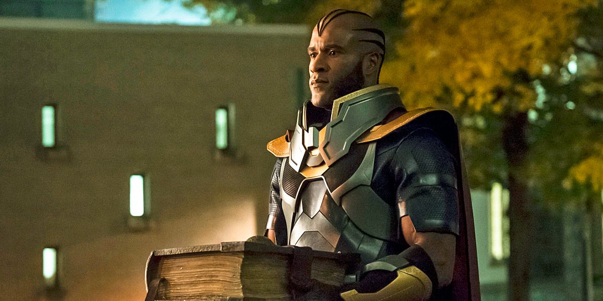 Elseworlds May Have Already Set Up the Arrowverse's Next ... Elseworlds May Have Already Set Up the Arrowverse's Next ...