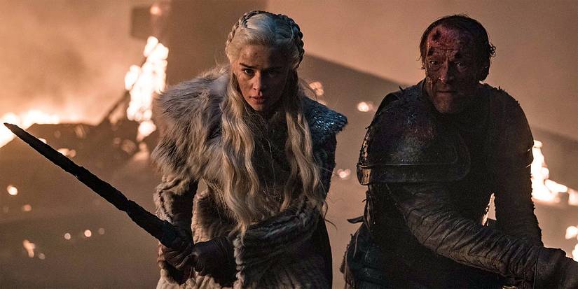 Dany and Jorah fighting on the ground in Winterfell on Game of Thrones