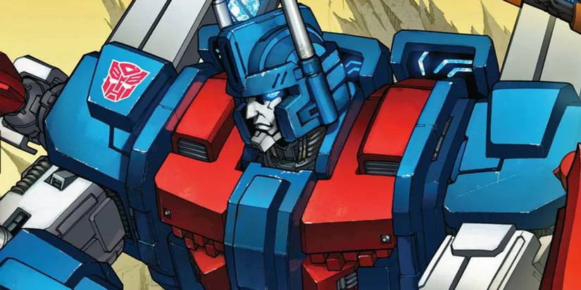 An image shows Autobot commander Ultra Magnus as seen in IDW's Transformers comics.