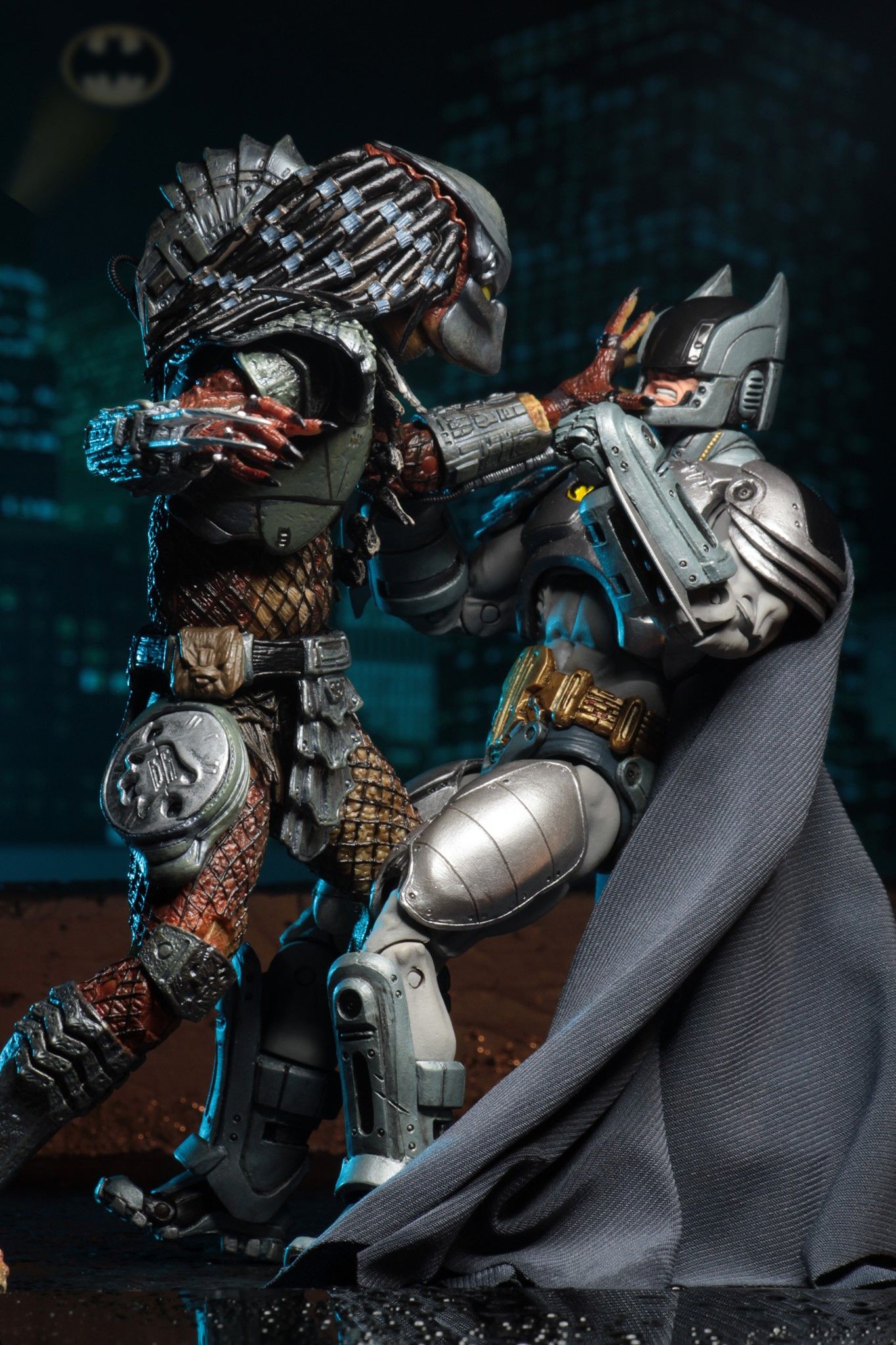 NECA Debuts Batman vs. Predator, Superman vs. Aliens SDCC Exclusives
