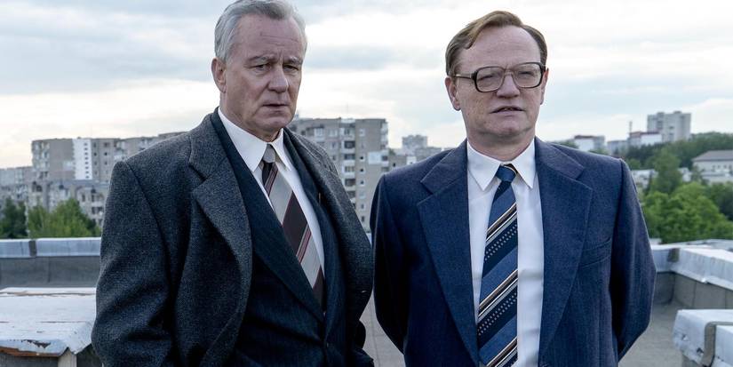 Boris Schscherbina and Valery Legasov are on a roof in Chernobyl.
