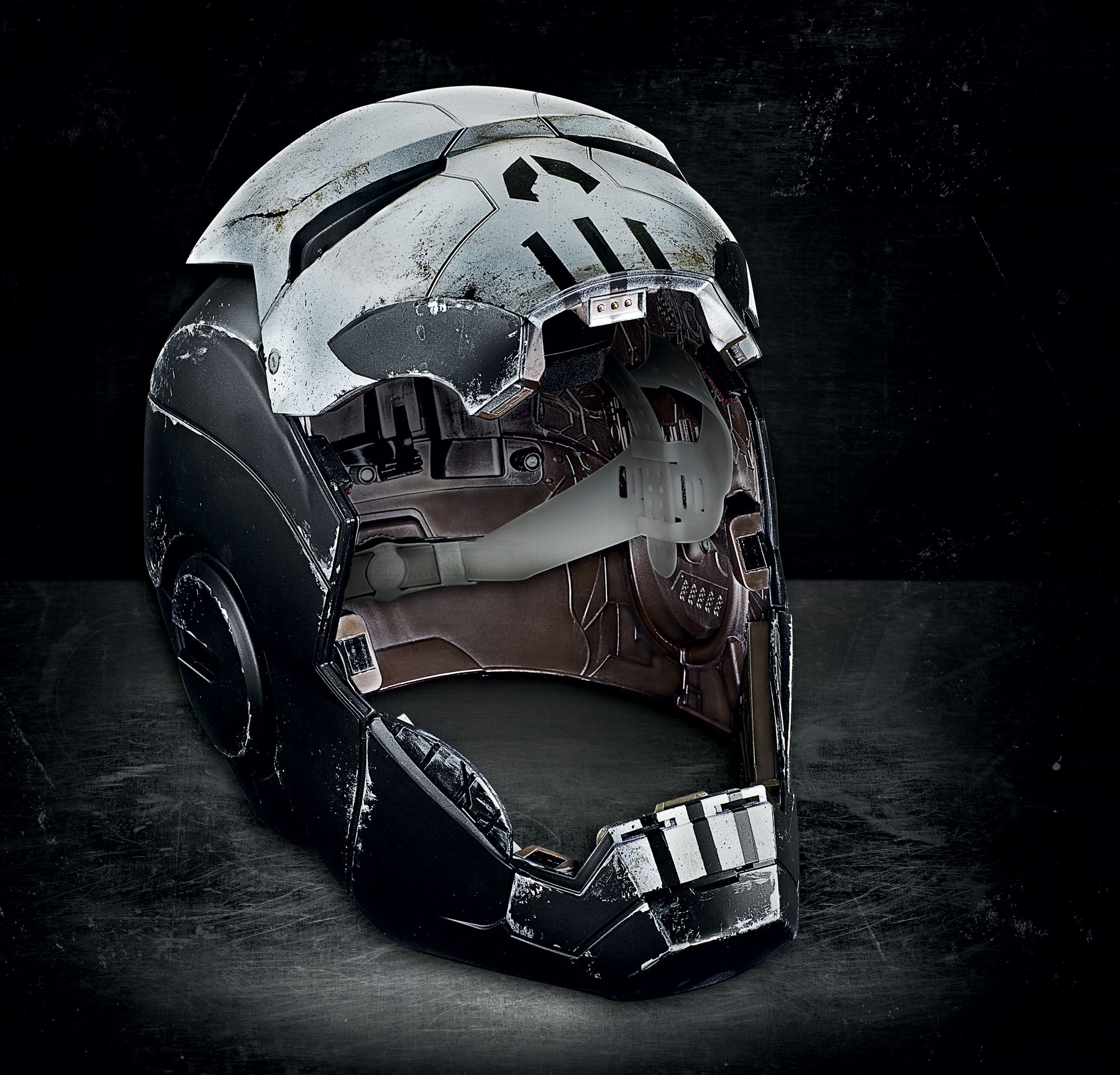 Hasbro Announces Marvel Legends Gameverse: Punisher Electronic Helmet