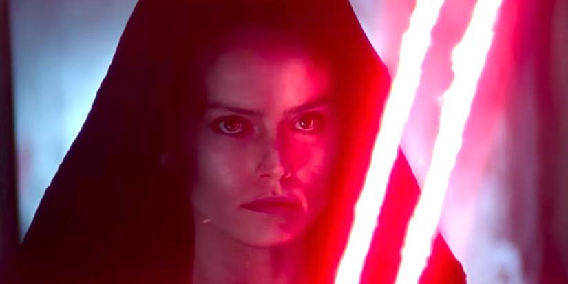Star Wars: Rey May Have Skywalker Blood in Her, Thanks to Emperor Palpatine