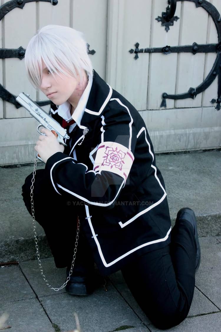 10 Vampire Knight Cosplay That Look Just Like The Anime