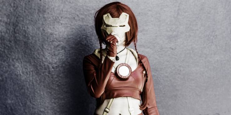 Top 10 Best Female Iron-Man Cosplay. 19 Genderbend Iron man by Alice Shortcake Cropped