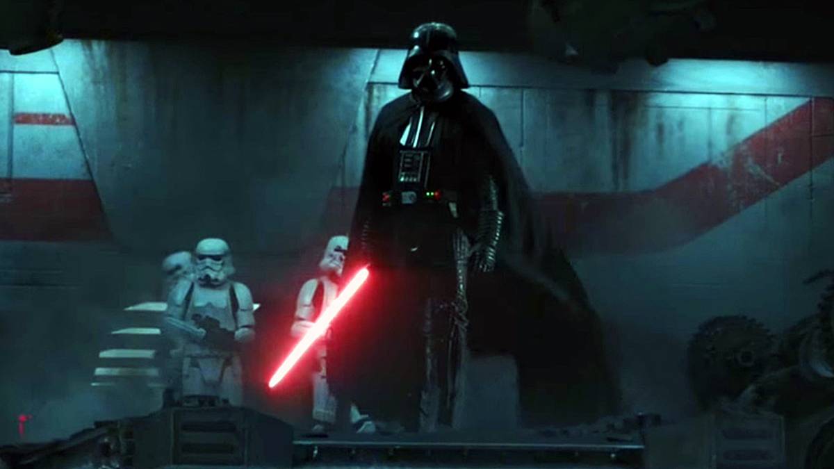 Star Wars: Why Darth Vader Doesn't Use Force Lightning