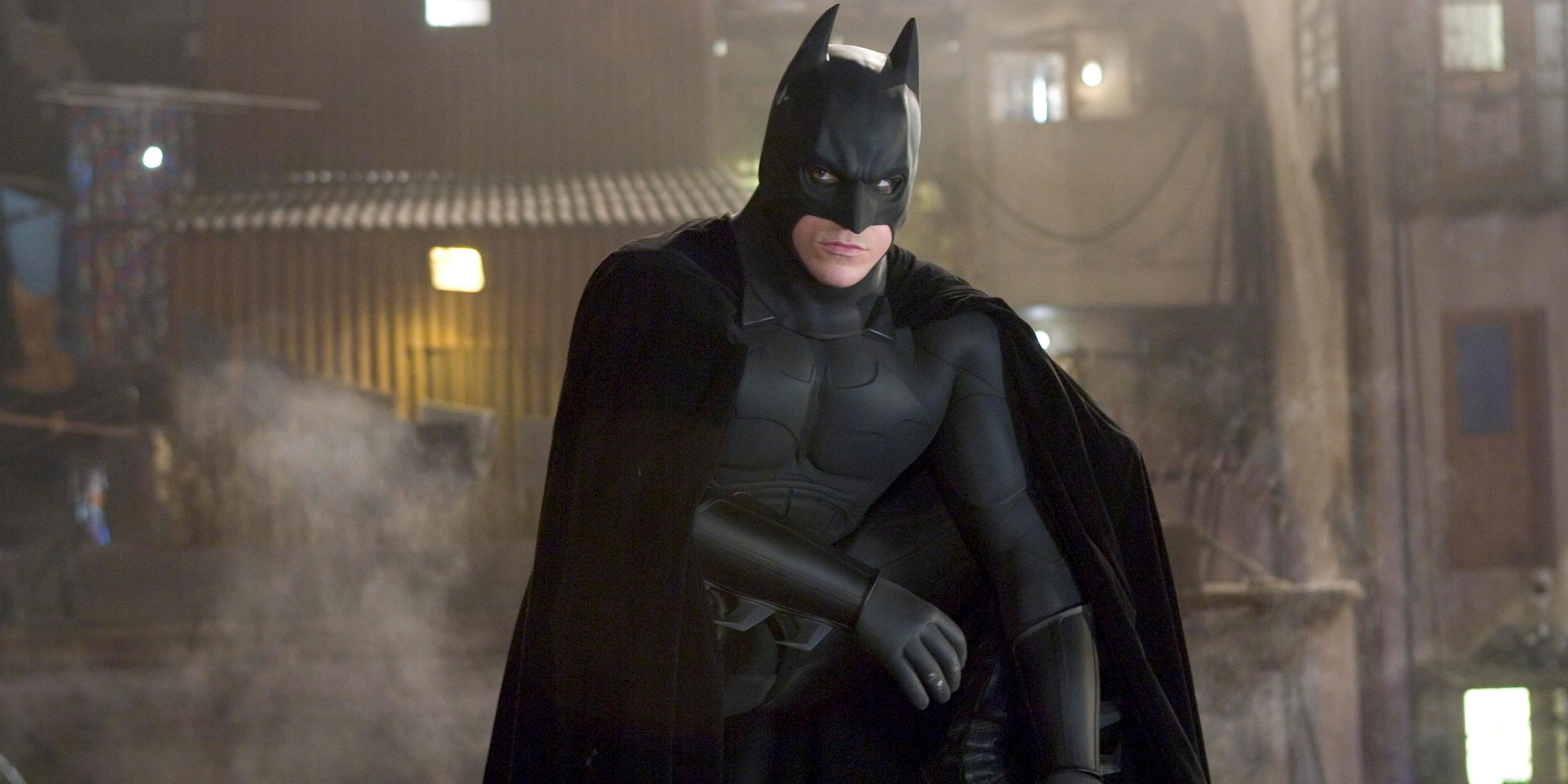 10 Unanswered Questions About Batman Begins | CBR