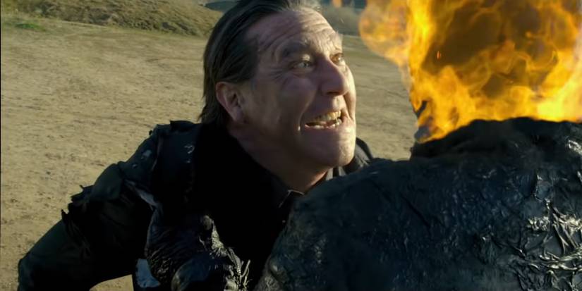 Ghost Rider: 5 Ways The First Movie Was Better (& 5 Ways The Sequel Was)