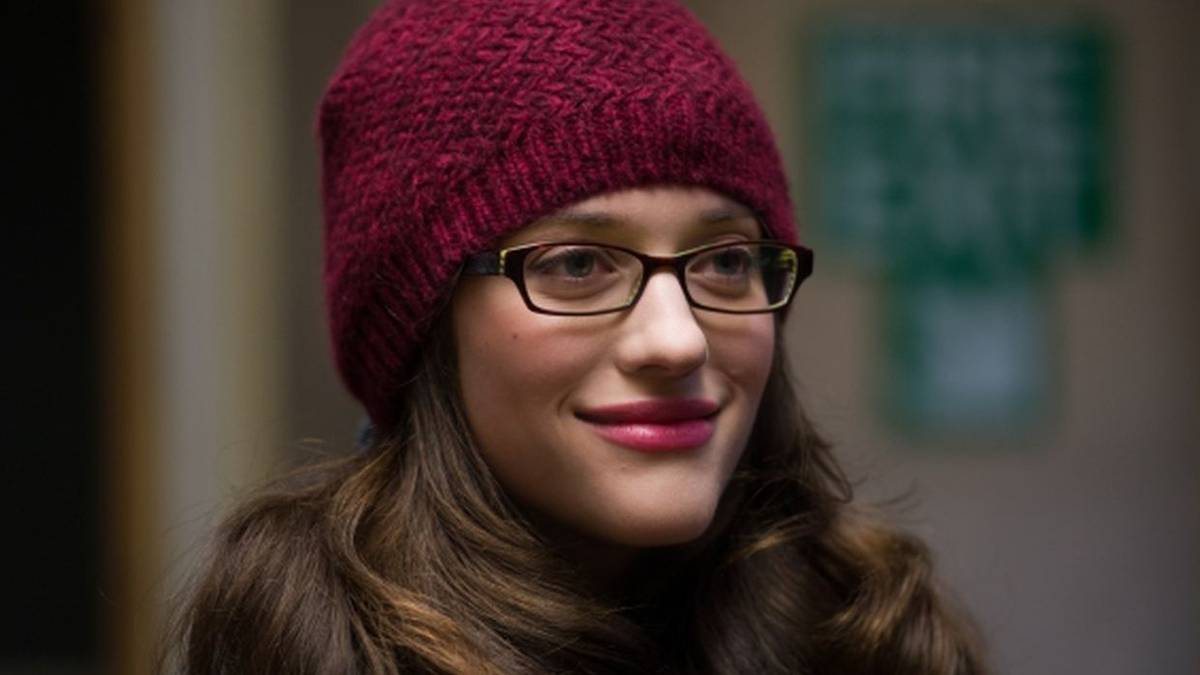 Kat Dennings Calls 1 Moment From MCU Experience the 'Coolest Thing That ...