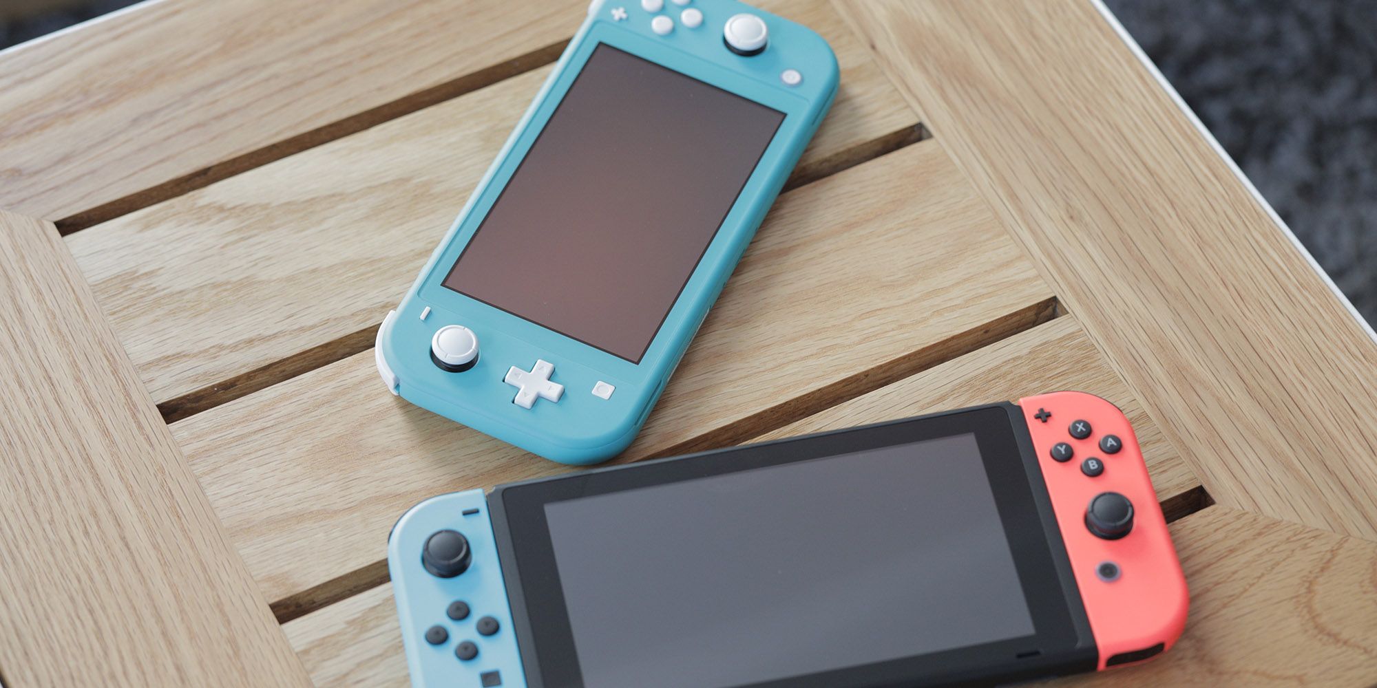 Nintendo Switch Nintendo Switch Lite + PlayStation Vita Who's the Handheld KING? Switch Lite or PS Vita? - YouTube
