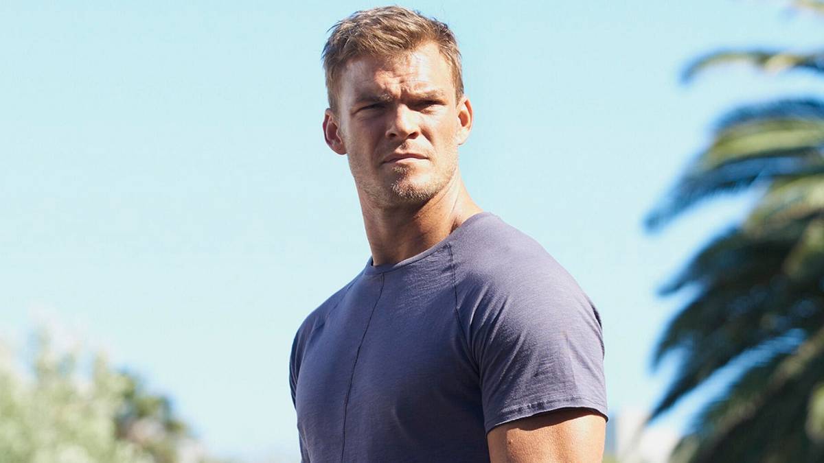 Titans' Hawk Trades in Tights for Cars as Alan Ritchson Is Fast X's ...