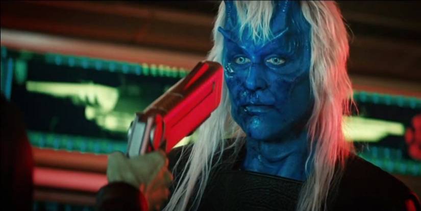 Star TrekL Discovery - Osyraa Disabled Ryn by Severing His Antennae