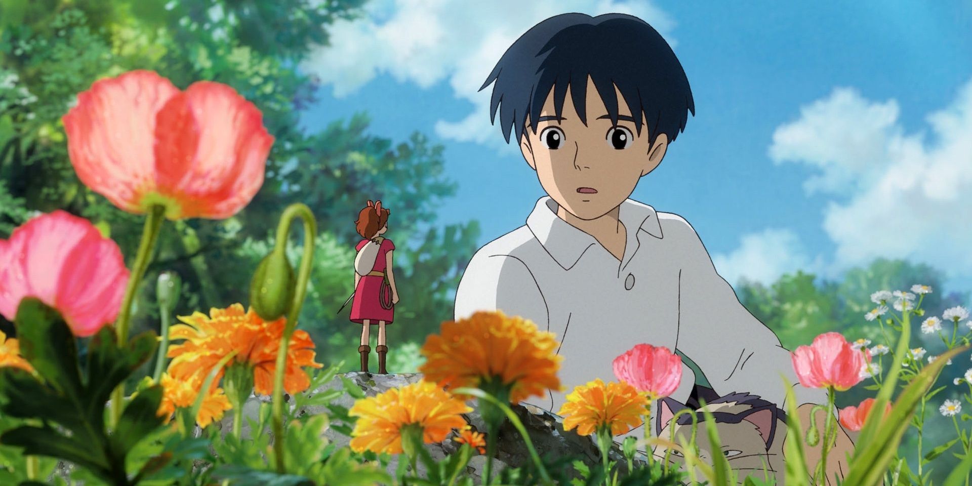 Shawn/Sho descobre Arietty em um campo de flores em O Mundo Secreto de Arrietty