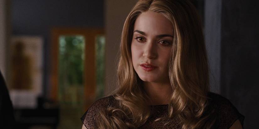 Nikki Reed as Rosalie in Twilight