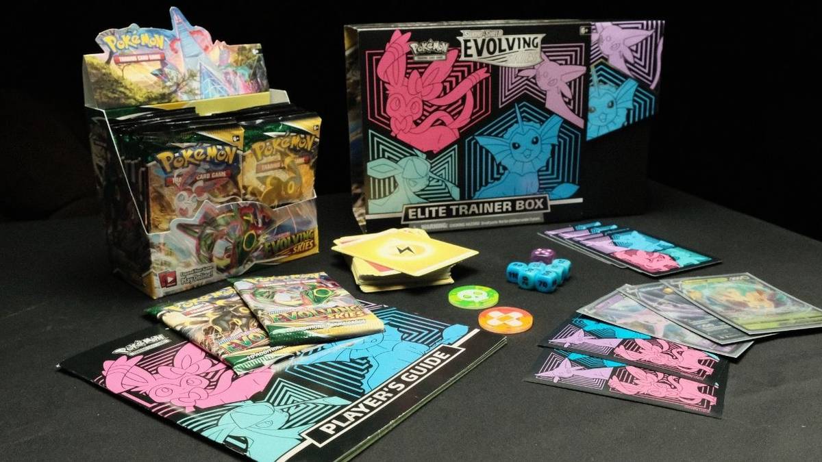 pokemon trading card game evolving skies Amazon.com: Pokemon TCG: Sword & Shield Evolving Skies Booster Pack (10  Cards) : Toys & Games