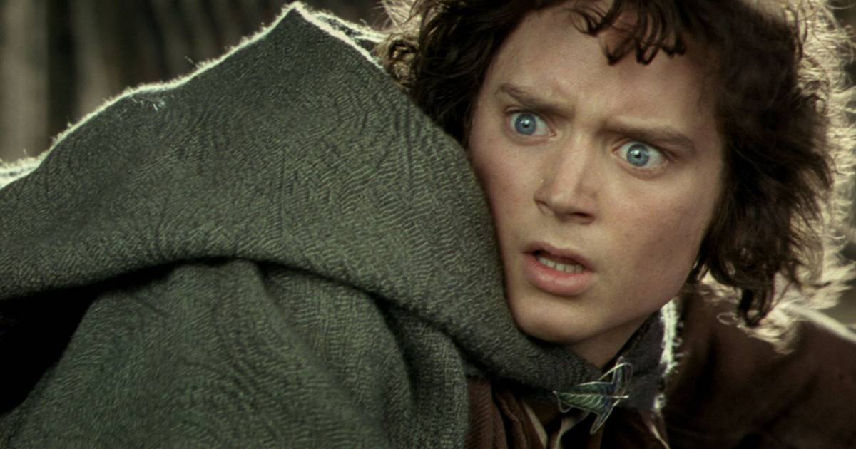 Lord of the Rings' Elijah Wood Wants to Appear in a Star Wars Film