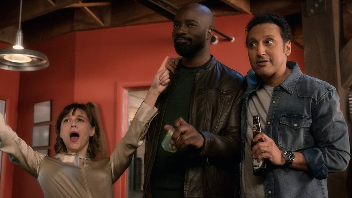 WATCH: Paramount+'s Evil Celebrates Christmas With a Callback to Season 1