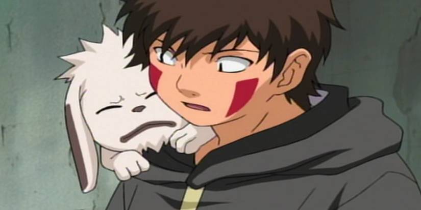 Akamaru's Canine Antics Command Attention in These Naruto Moments