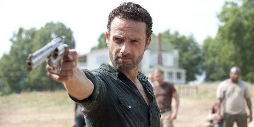 The Walking Dead: 5 Characters On Daryl Dixon's Level (& 5 Nowhere Close)