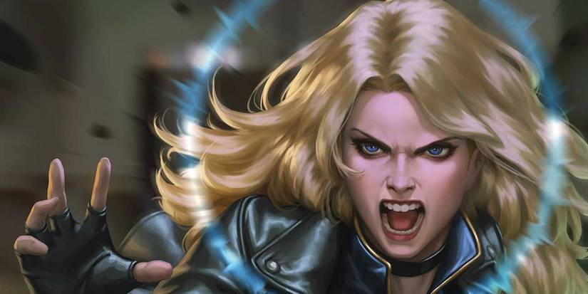 Black Canary using her sonic scream