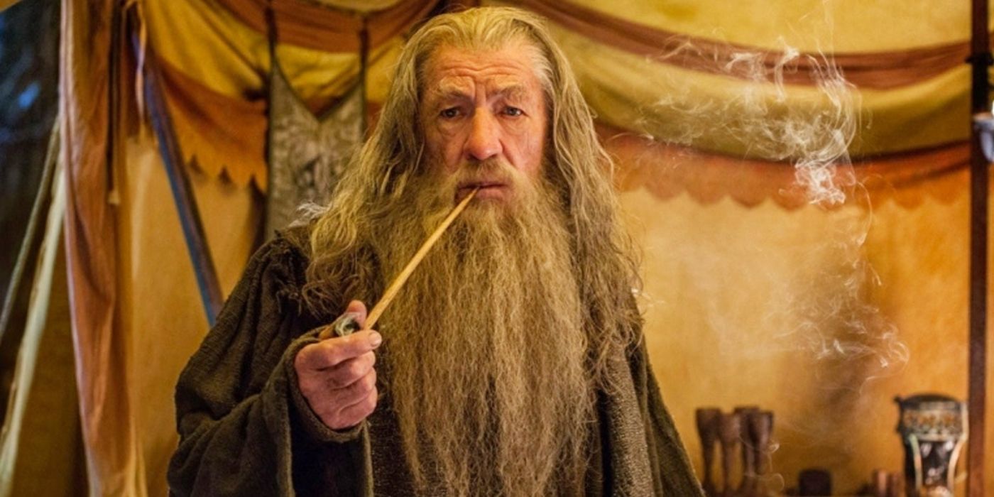 The Lord of the Rings Films Almost Replaced One of Gandalf's Most  Recognizable Features (And it Would Have Been a Big Mistake)