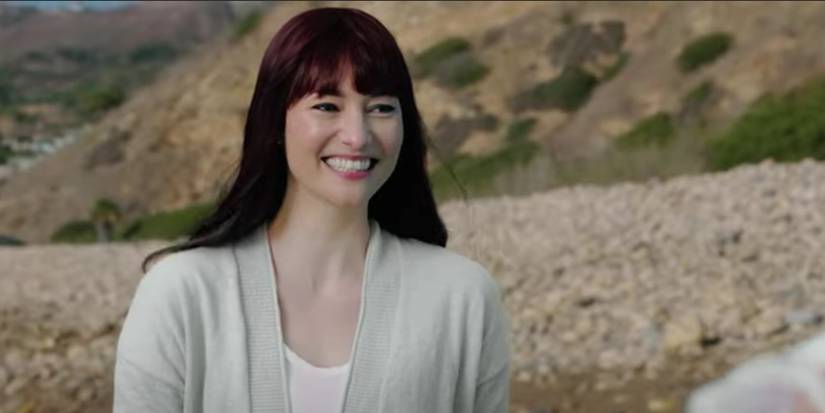 Chyler Leigh's Lexie Grey smiling in Grey's Anatomy