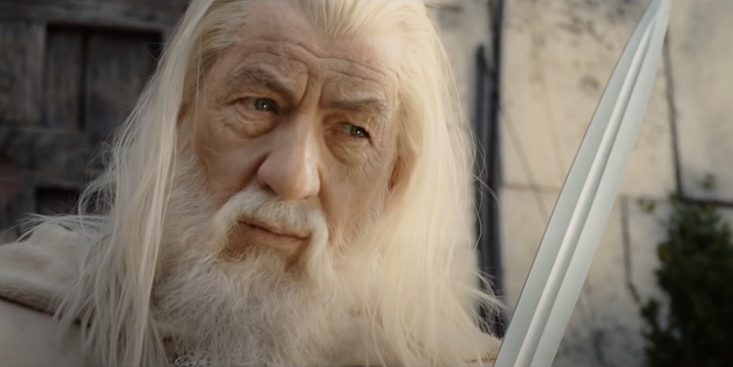Lord of the Rings: Why Don’t All Elvish Blades Glow Blue in the Films?