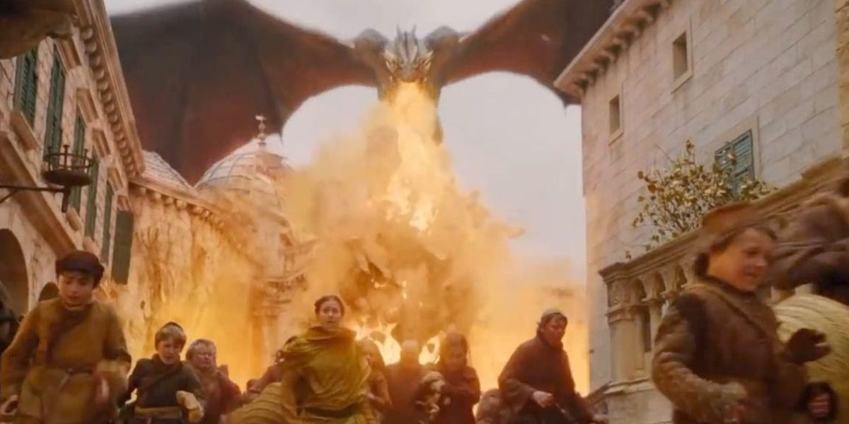 Daenerys burns King's Landing in GoT
