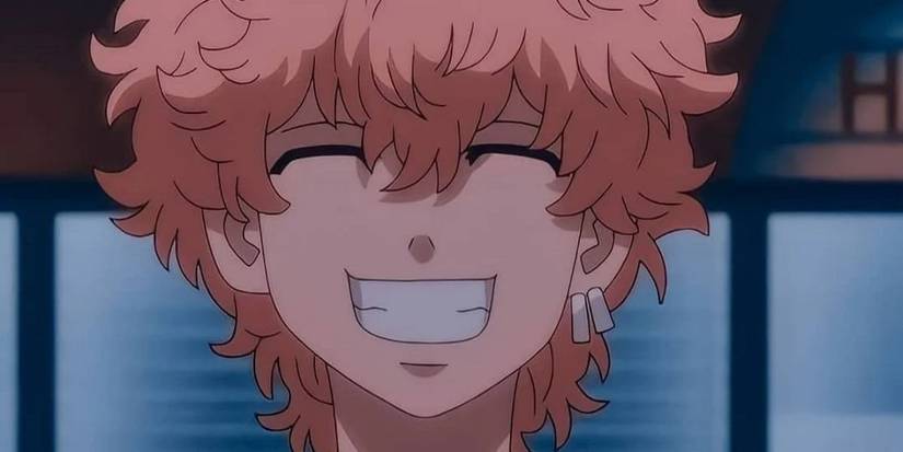Kawata Nahoya smiling in Tokyo Revengers.