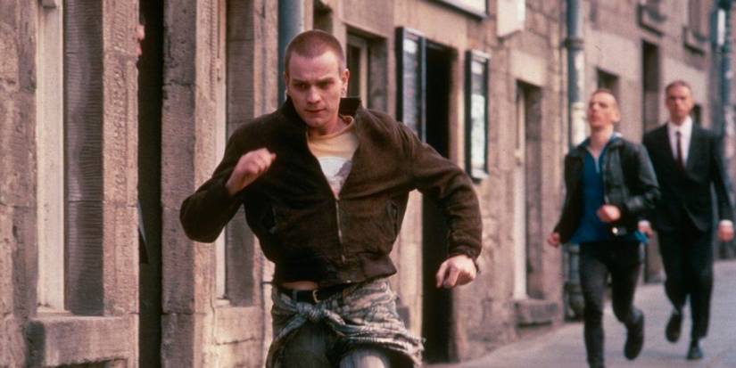 Trainspotting's Mark Renton being chased down a street.
