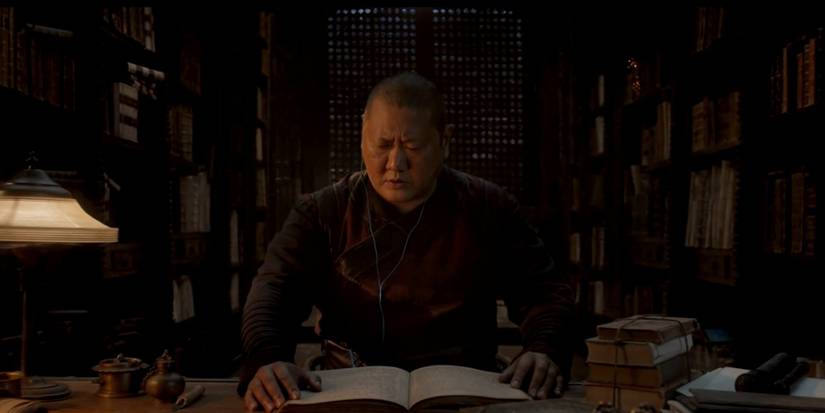 10 Ways Wong Is A Better Sorcerer Supreme Than Doctor Strange