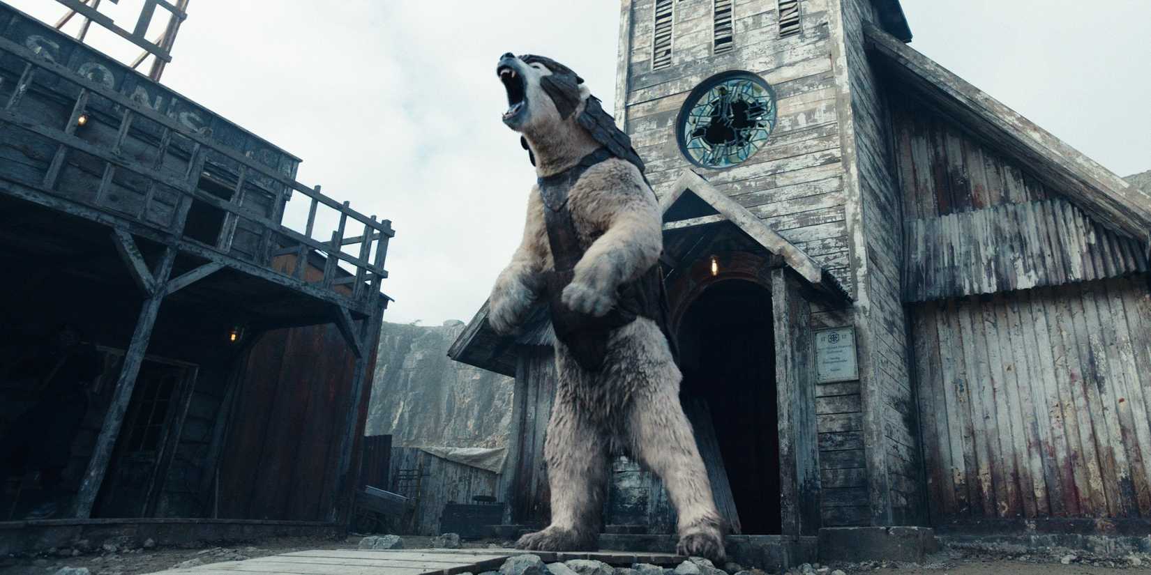 Iorek Byrnison roaring in His Dark Materials.