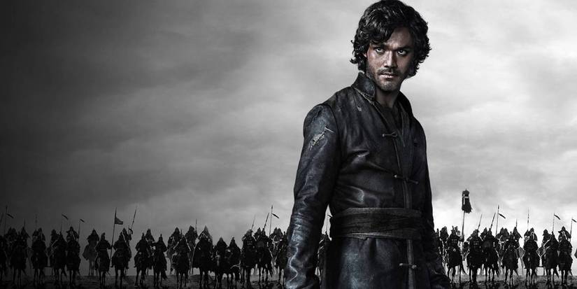 Marco Polo stands before an army in Netflix's Marco Polo promo image.