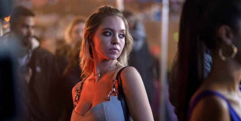 Cassie Howard in a club in Euphoria