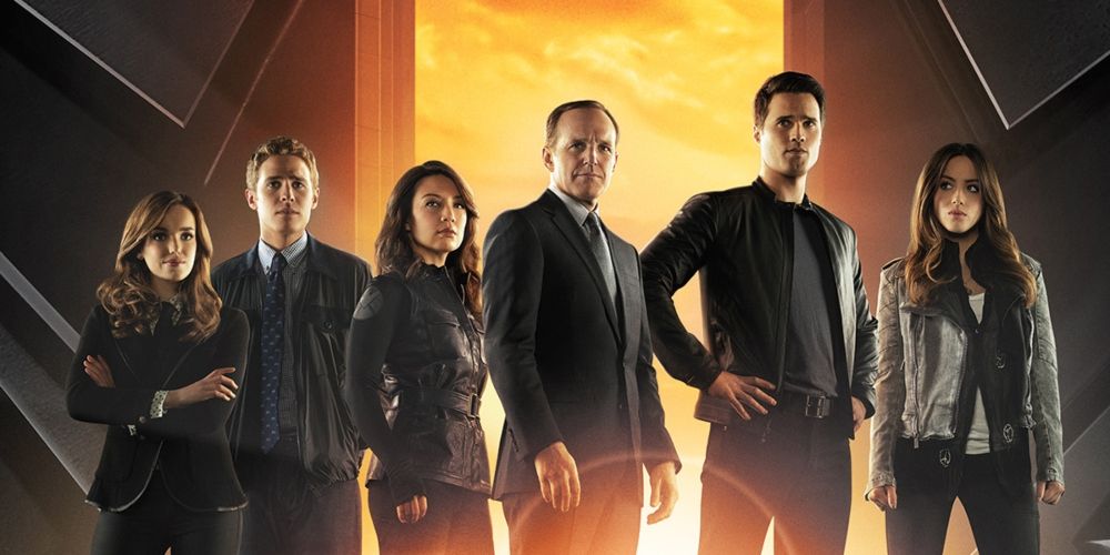 The main cast of Agents of SHIELD season 1