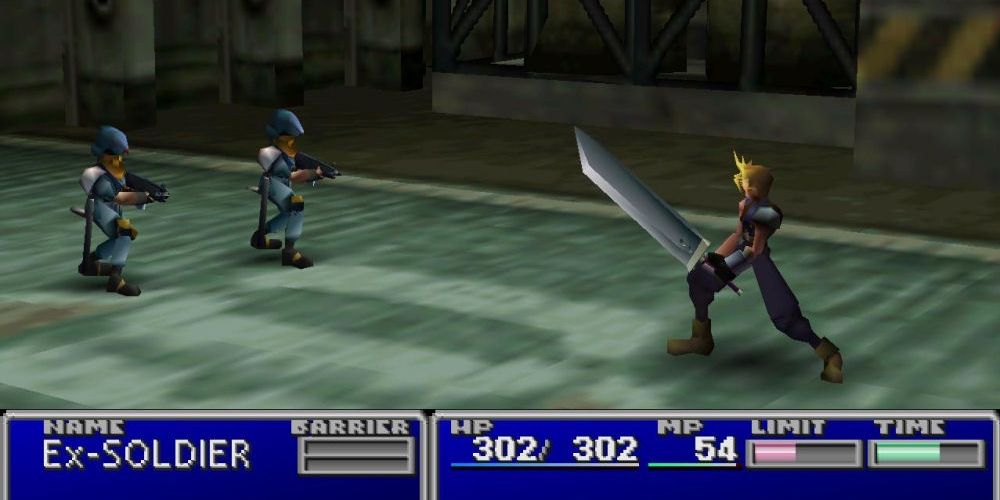 Cloud Strife in combat in Final Fantasy VII game