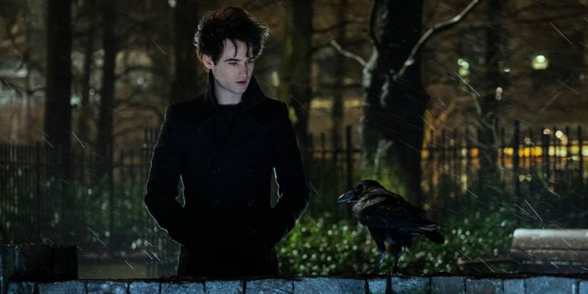 The Sandman's Tom Sturridge Reflects on Transforming into Dream