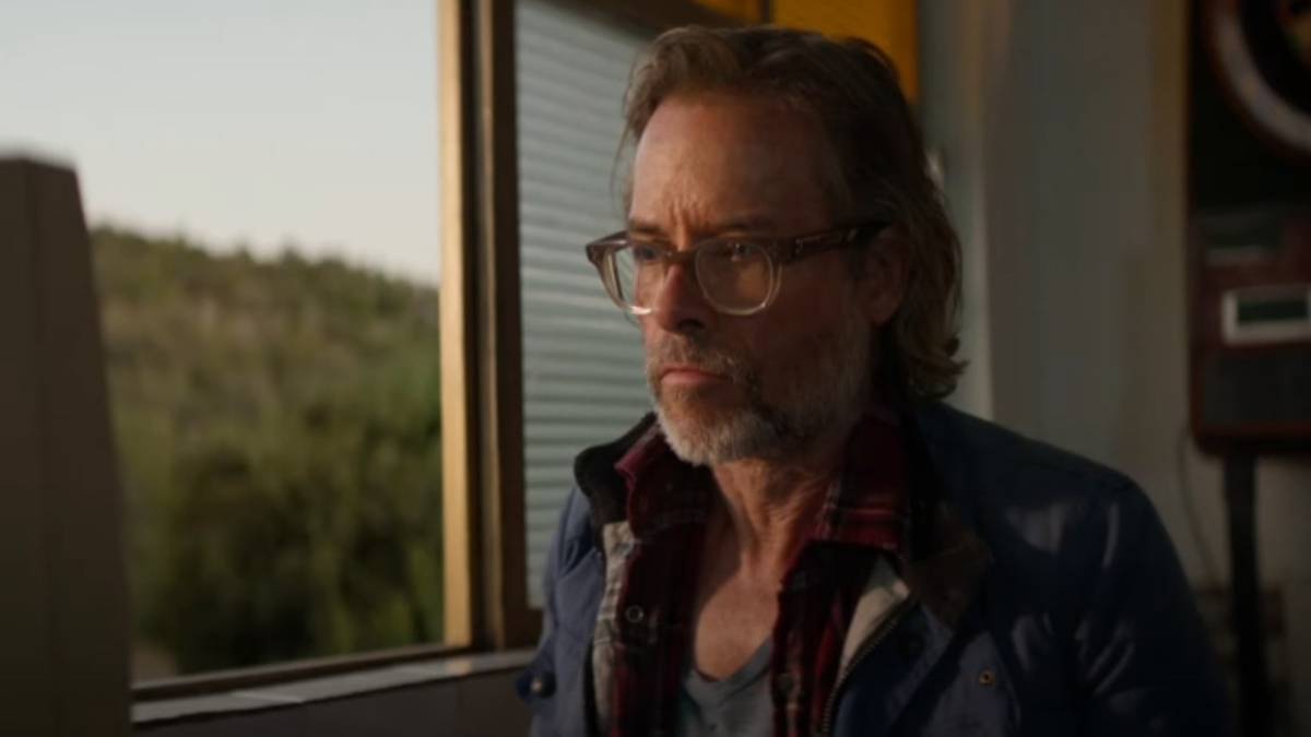 The Infernal Machine: Guy Pearce Details Mixing Tension & Humor