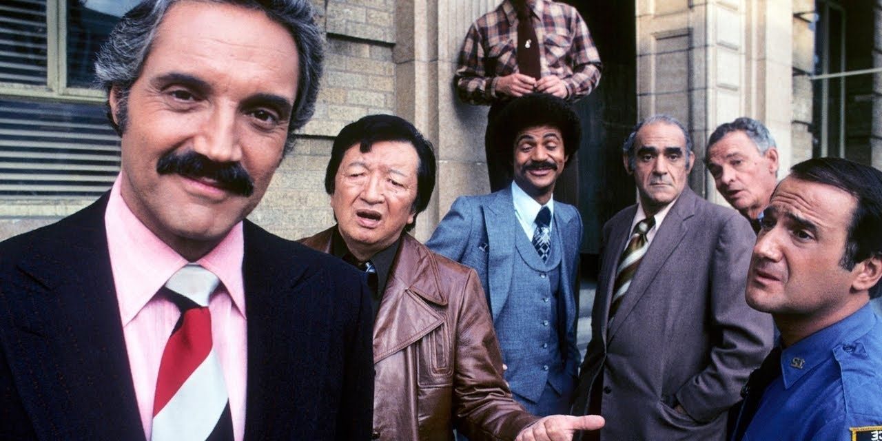 O elenco de Barney Miller posa junto